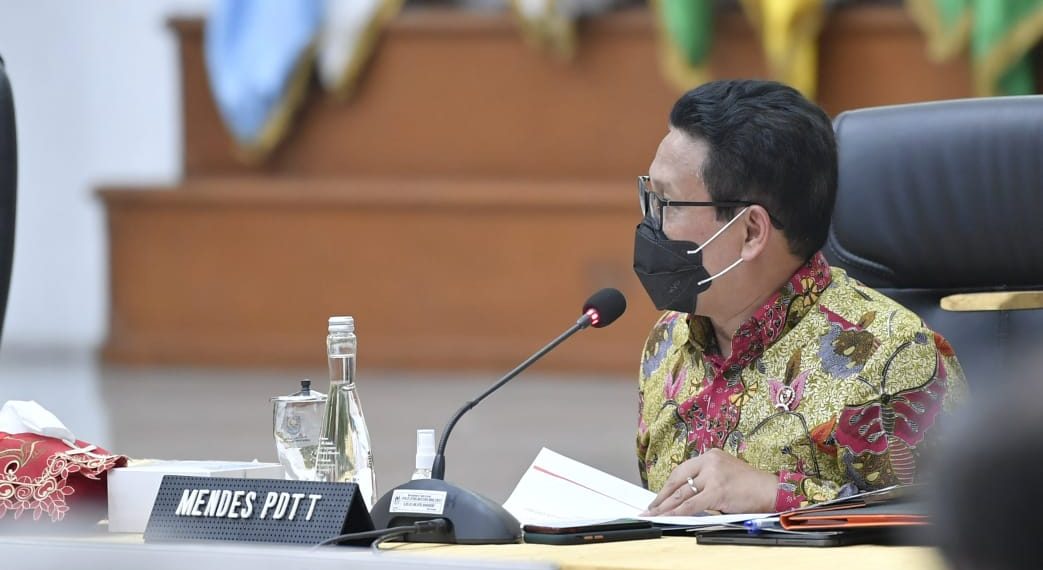GUS MENTERI MINTA RELAWAN DESA LAWAN COVID-19 KOLABORASI DENGAN SATGAS
