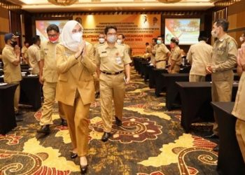 Bupati Banyuwangi Minta Kepala Desa Perhatikan Pengelolaan Keuangan Desa