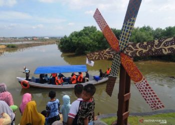 Pamekasan kembangkan eduwisata garam
