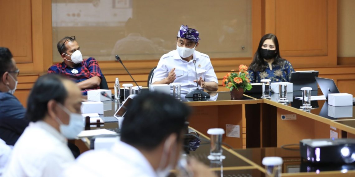 WISATA INDONESIA BERBASIS BUDAYA, WAMENDES PDTT TAK INGIN DESA HANYA JADI PENONTON