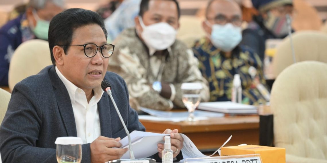 GUS MENTERI USUL PEMBANGUNAN KAMPUNG UNTUK PEMBANGUNAN EKONOMI DIMASUKKAN DALAM DANA OTSUS
