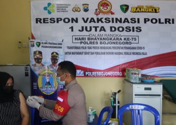 Polres Bojonegoro Gelar Vaksinasi Corona Massal