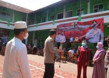 Gerai Vaksin Presisi, Polres Brebes Gandeng PCNU dan Santri Ponpes As Syamsuriyyah Wanasari