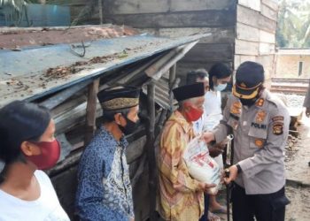 Kapolres Prabumulih Giat Bansos di Wilayah Prabumulih Barat
