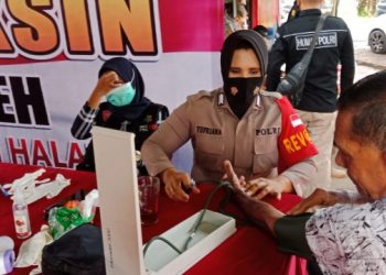 Polda Aceh Gelar Gerai Vaksin di Pasar Keude Bieng Lhoknga
