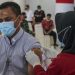 Vaksinasi Berkembang, Penyebaran Virus Terhadang 1