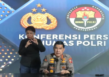 Polri Anugerahkan Bintang Bhayangkara Pratama ke 74 Sosok Terpilih